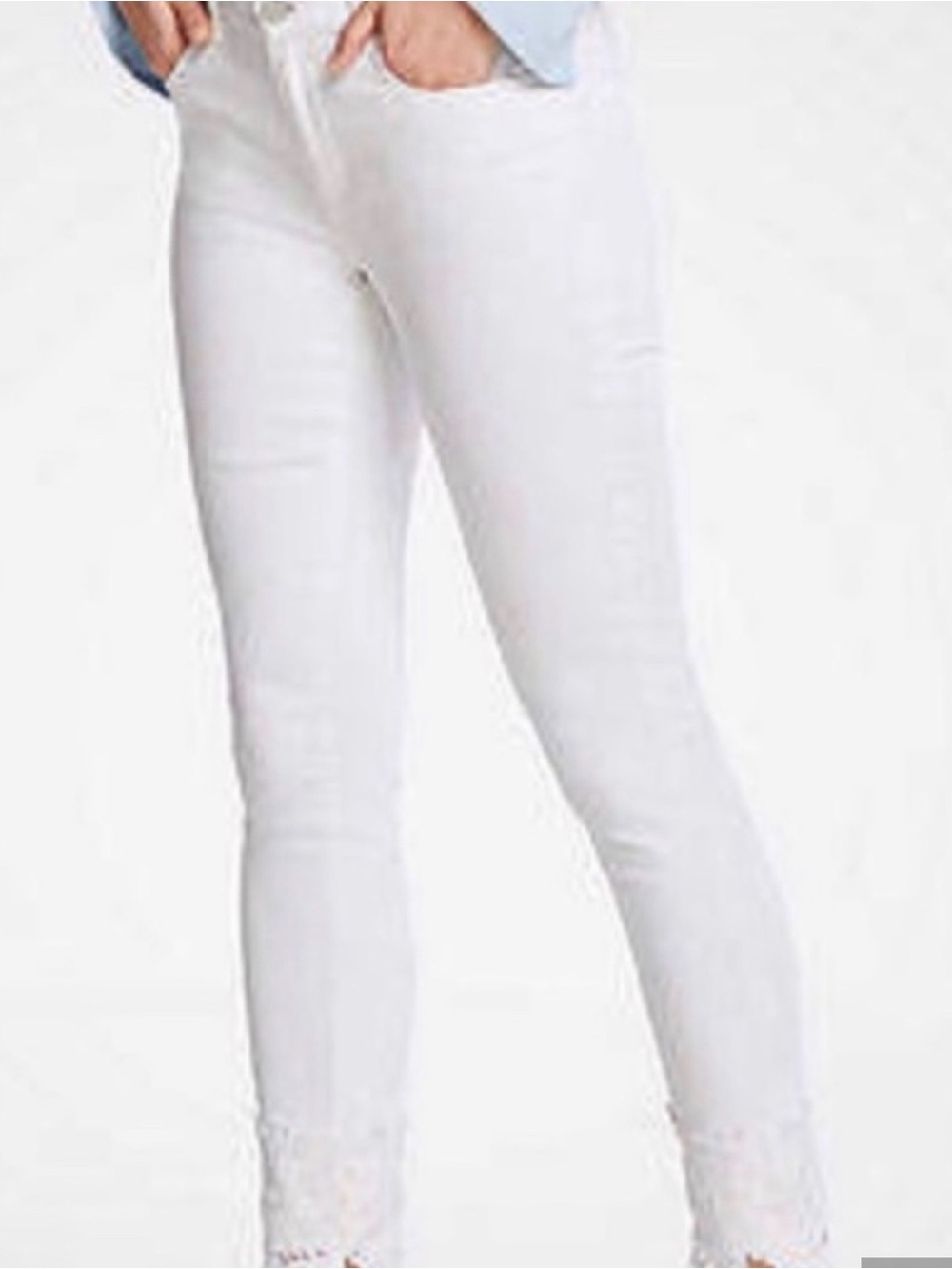 Ann Taylor White Ankle Jeans with Lace Hem.Size 8.Waist 32 plus stretch/inseam28